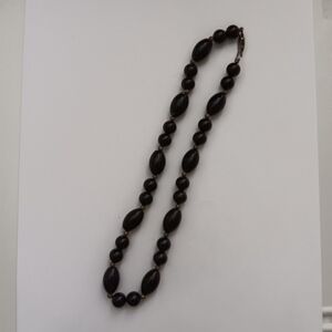 Vintage Black Beaded Necklace 17 nches